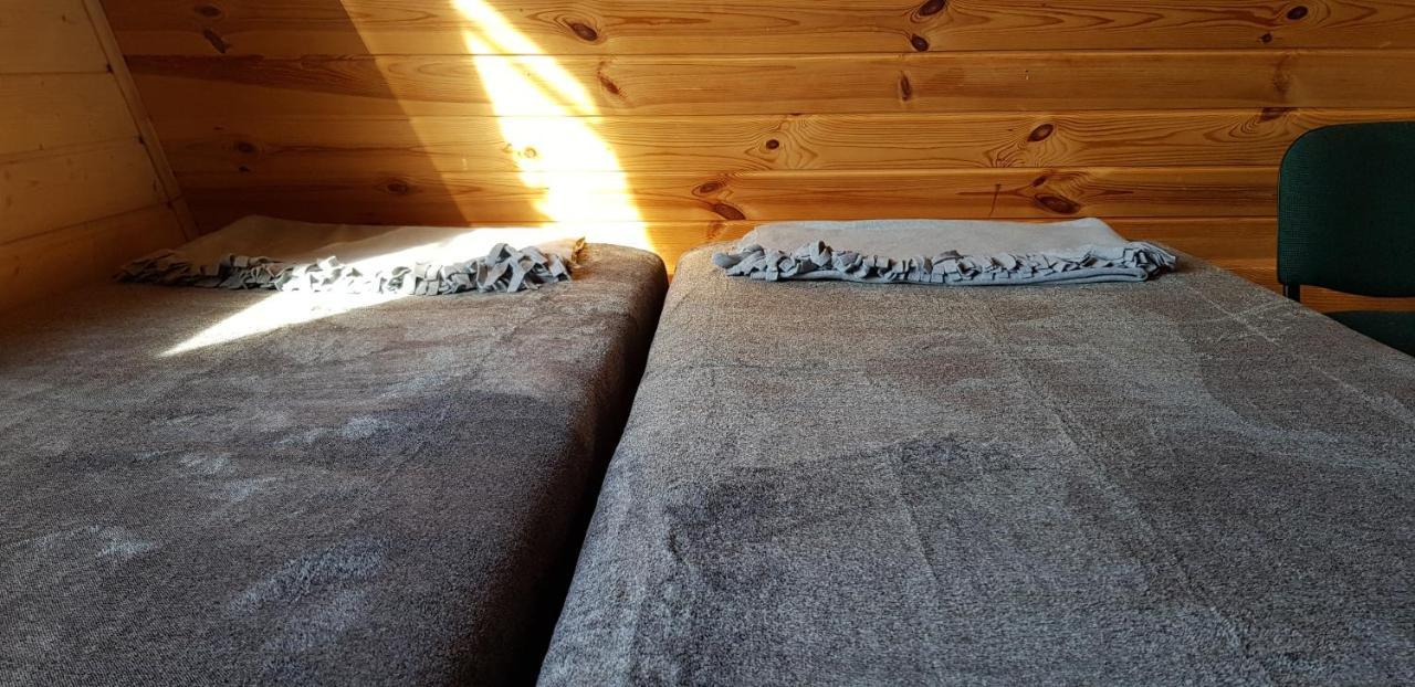 Bacowka Pttk Jaworzec Hostel Ветлина Екстериор снимка